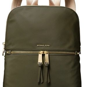 MICHAEL Michael Kors Polly Slim Zip Nylo